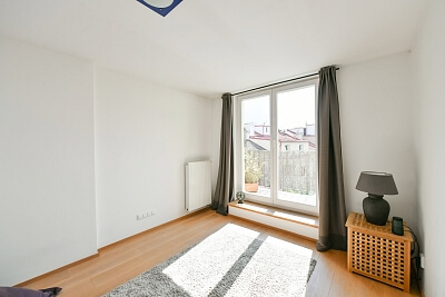Kolínská, Vinohrady - Prague 3 | Rent, Apartment Three-bedroom (4+kk), 152 m²