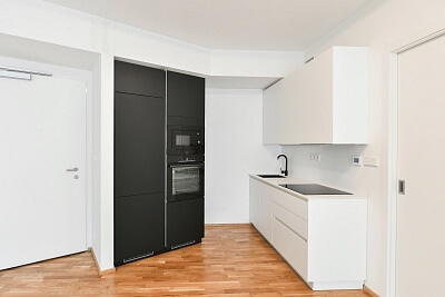 Kmochova, Smíchov - Prague 5 | Rent, Apartment One-bedroom (2+kk), 55 m²