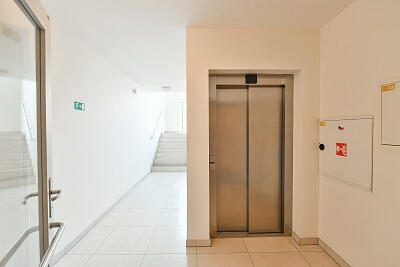 K Vystrkovu, Modřany - Prague 4 | Sale, Apartment One-bedroom (2+kk), 60 m²