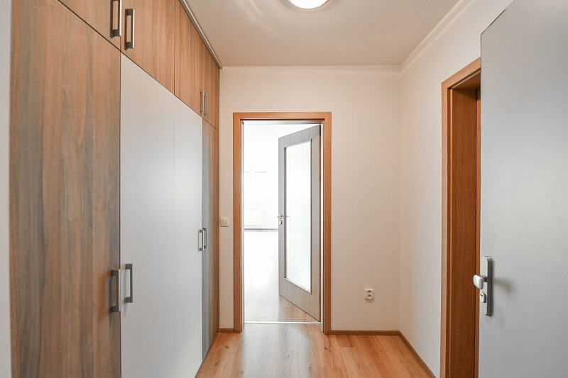 K Vystrkovu, Modřany - Prague 4 | Sale, Apartment One-bedroom (2+kk), 60 m²