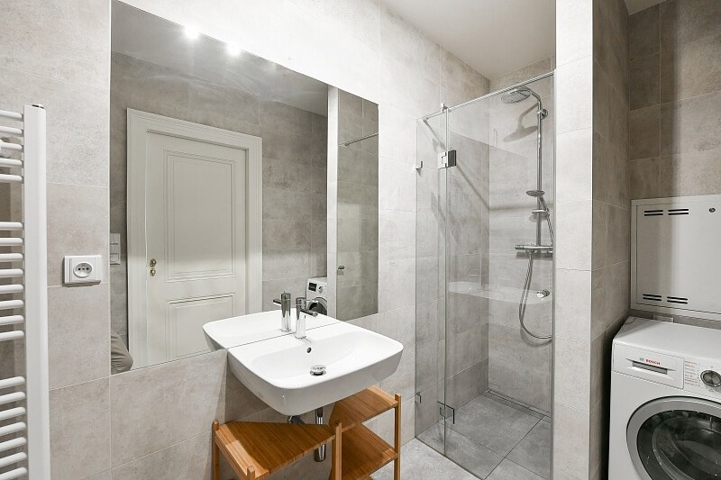 Plzeňská, Smíchov - Prague 5 | Sale, Apartment Two-bedroom (3+kk), 79 m²