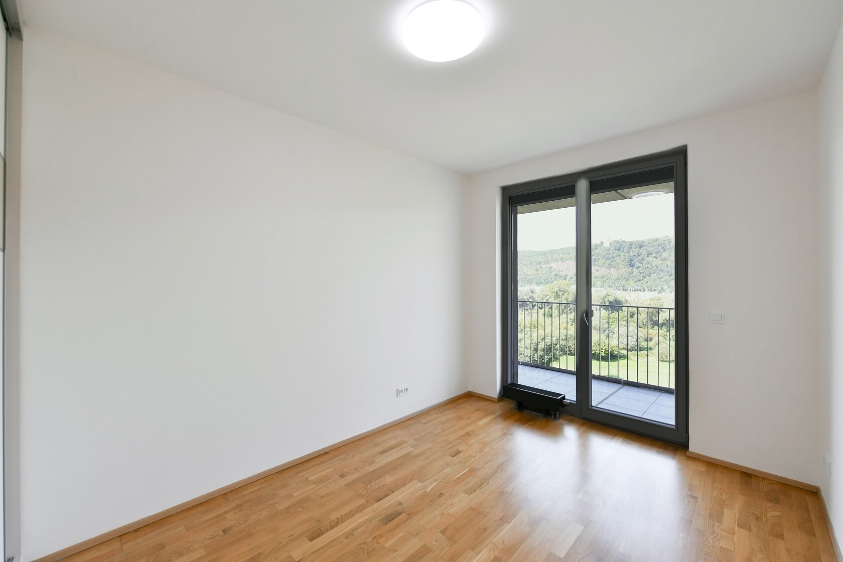 Mezi Vodami, Modřany - Praha 4 | Pronájem, Byt 3+kk, 128 m²