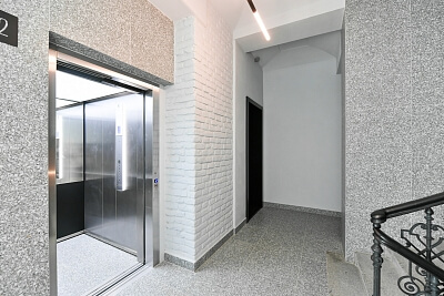 Osadní, Holešovice - Prague 7 | Sale, Apartment One-bedroom (2+kk), 51 m²