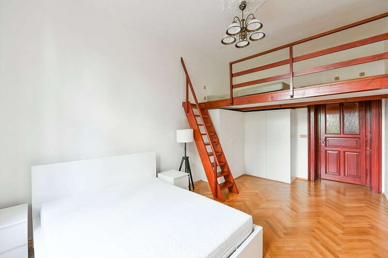 Janáčkovo nábřeží, Smíchov - Prague 5 | Rent, Apartment One-bedroom (2+1), 72 m²