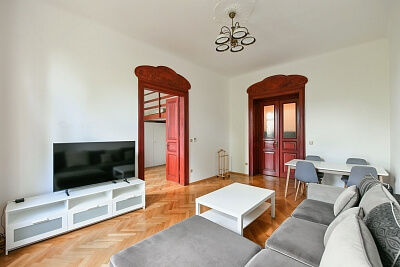 Janáčkovo nábřeží, Smíchov - Prague 5 | Rent, Apartment One-bedroom (2+1), 72 m²