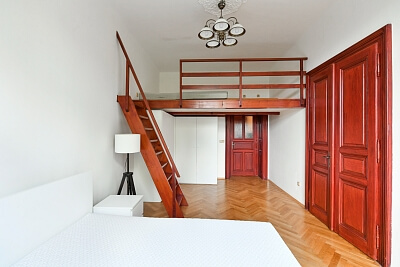 Janáčkovo nábřeží, Smíchov - Prague 5 | Rent, Apartment One-bedroom (2+1), 72 m²