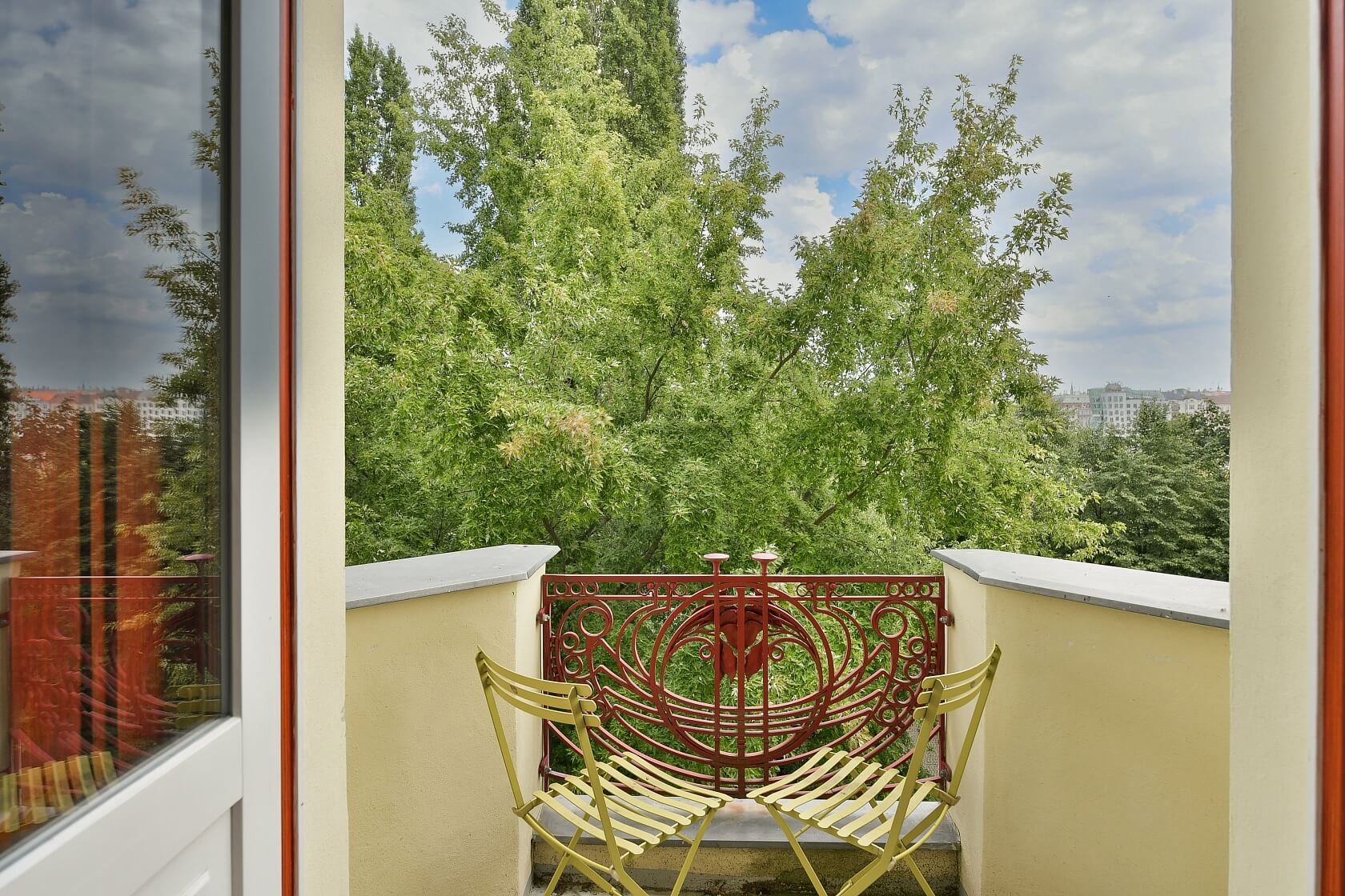 Janáčkovo nábřeží, Smíchov - Prague 5 | Rent, Apartment One-bedroom (2+1), 72 m²