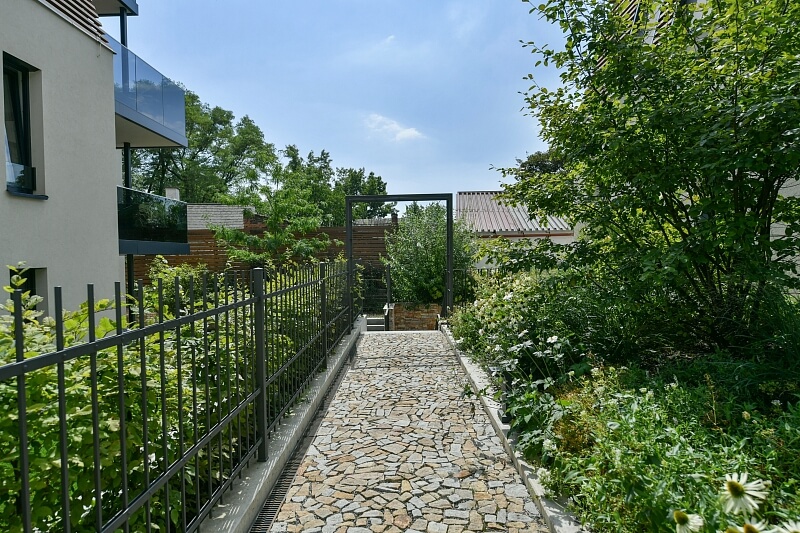 Pod Havránkou, Troja - Prague 7 | Sale, Apartment Two-bedroom (3+kk), 80 m²