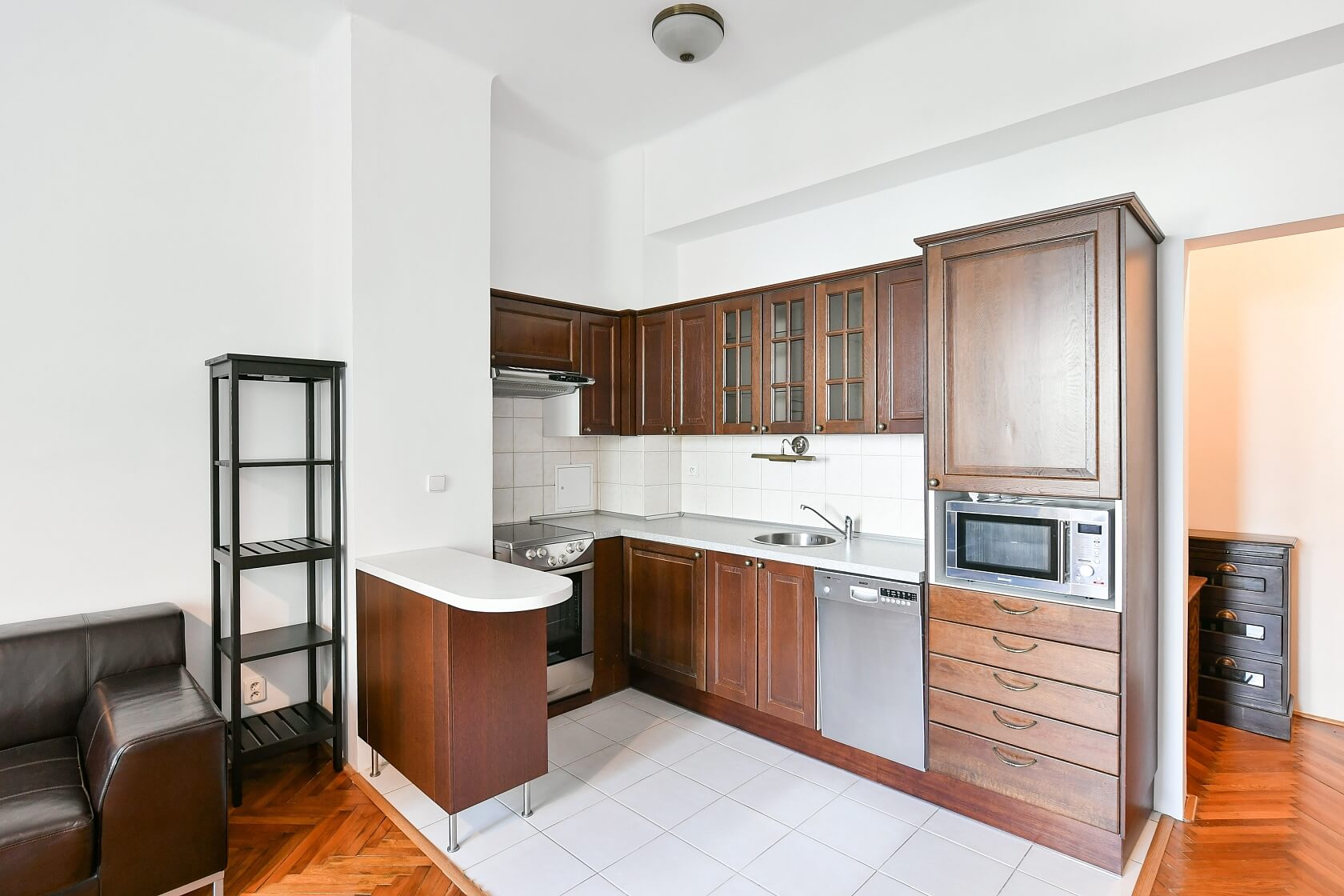 Kouřimská, Vinohrady - Prague 3 | Rent, Apartment One-bedroom (2+kk), 45 m²