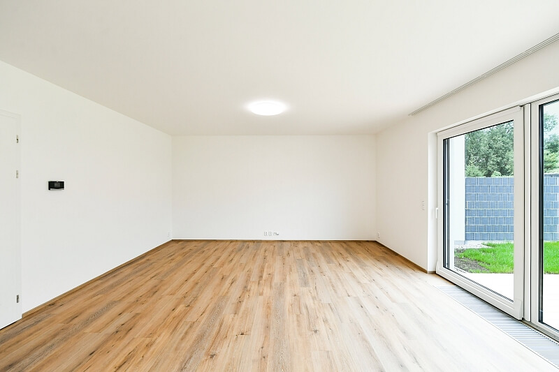 Vrbová, Vestec - Praha-západ | Rent, House Three-bedroom (4+kk), 165 m²