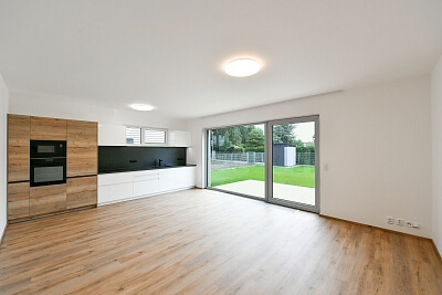 Vrbová, Vestec - Praha-západ | Rent, House Five-bedroom (6+kk), 184 m²