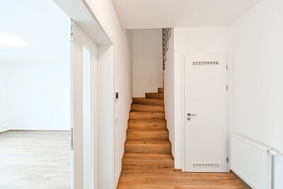 Vrbová, Vestec - Praha-západ | Pronájem, Rodinný dům 6+kk, 184 m²