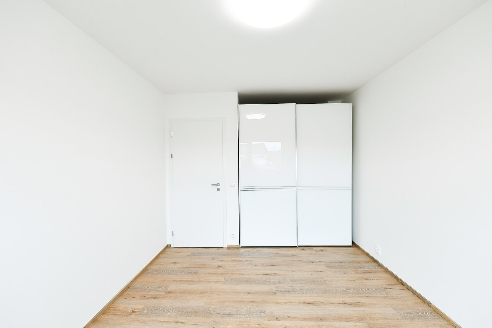 Vrbová, Vestec - Praha-západ | Pronájem, Rodinný dům 4+kk, 165 m²
