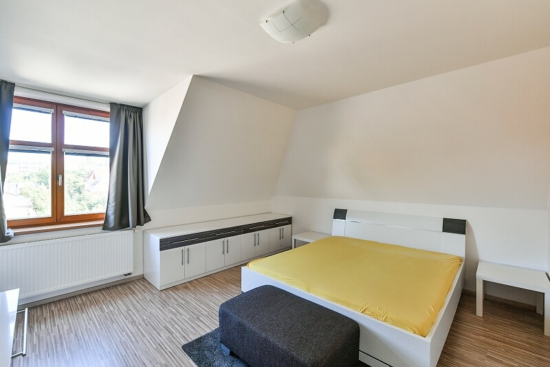 Daliborova, Hostivař - Prague 10 | Rent, Apartment Two-bedroom (3+kk), 110 m²