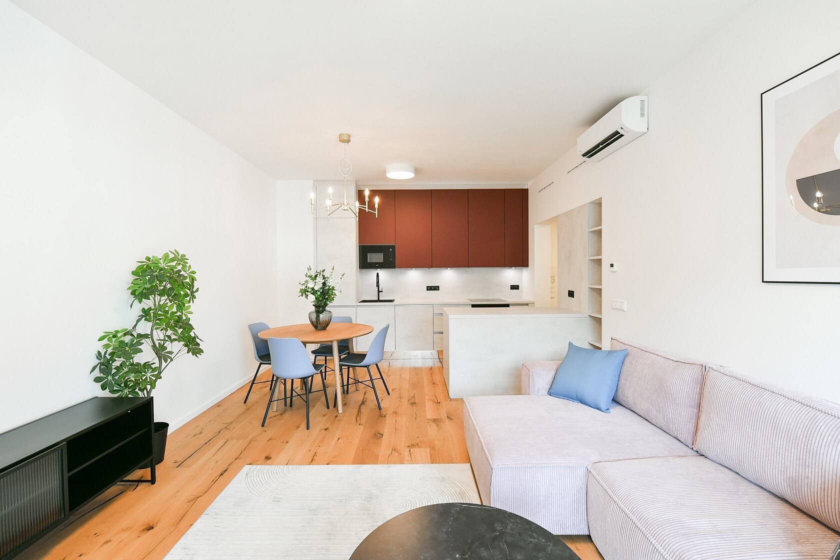 Křižíkova, Karlín - Praha 8 | Pronájem, Byt 2+kk, 61 m²