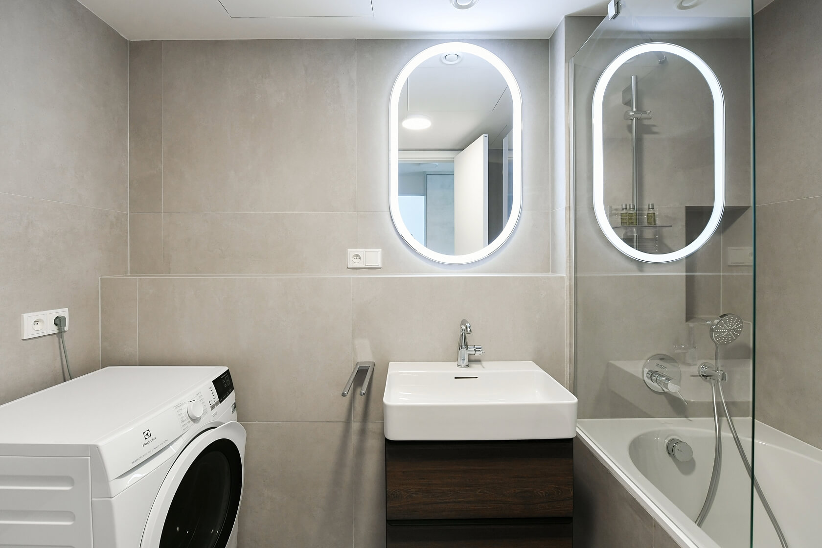 Křižíkova, Karlín - Praha 8 | Pronájem, Byt 2+kk, 67 m²