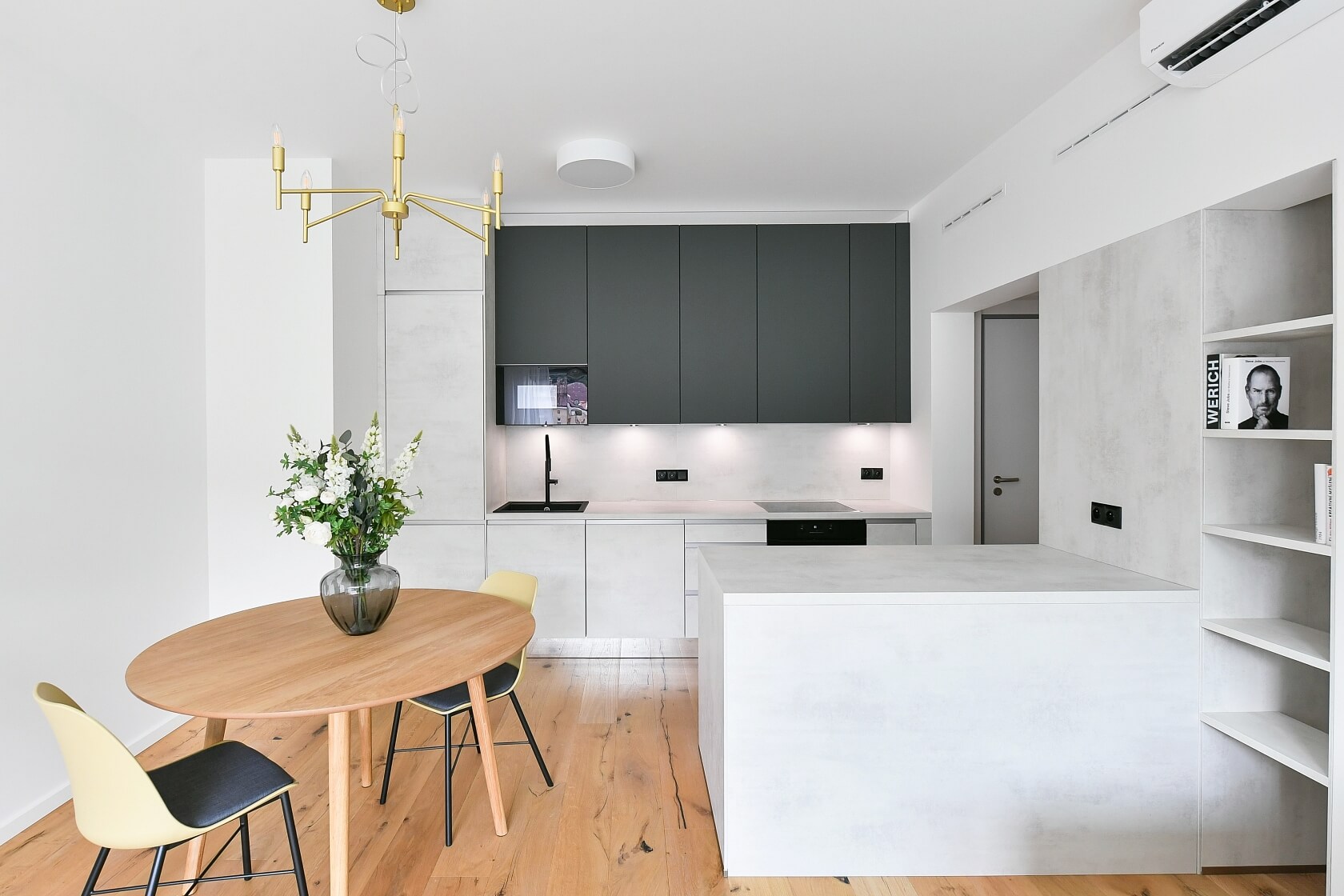 Křižíkova, Karlín - Praha 8 | Pronájem, Byt 2+kk, 67 m²