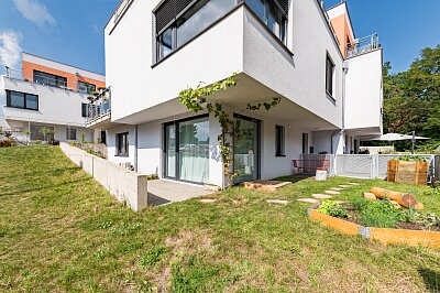 Na Čihadlech, Dobříš - Příbram | Sale, Apartment One-bedroom (2+kk), 83 m²