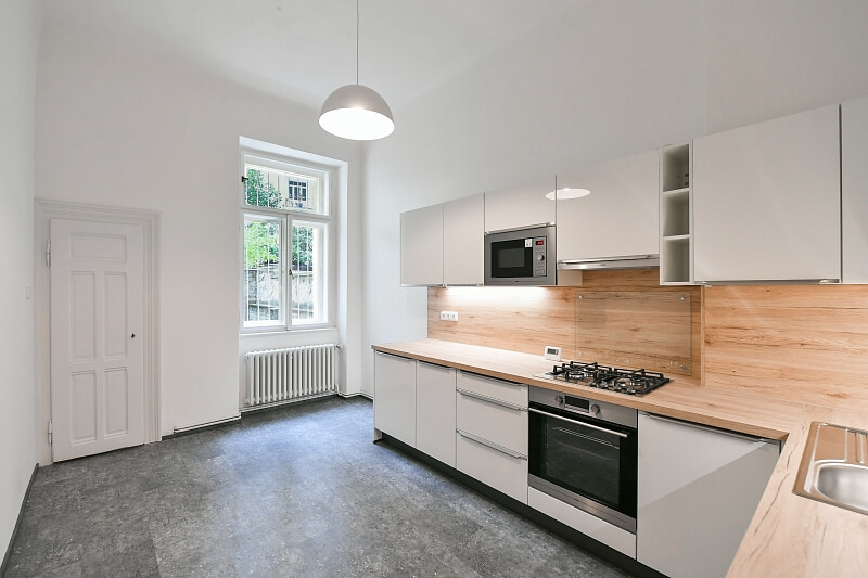 U Havlíčkových sadů, Vinohrady - Prague 2 | Rent, Apartment Two-bedroom (3+1), 98 m²