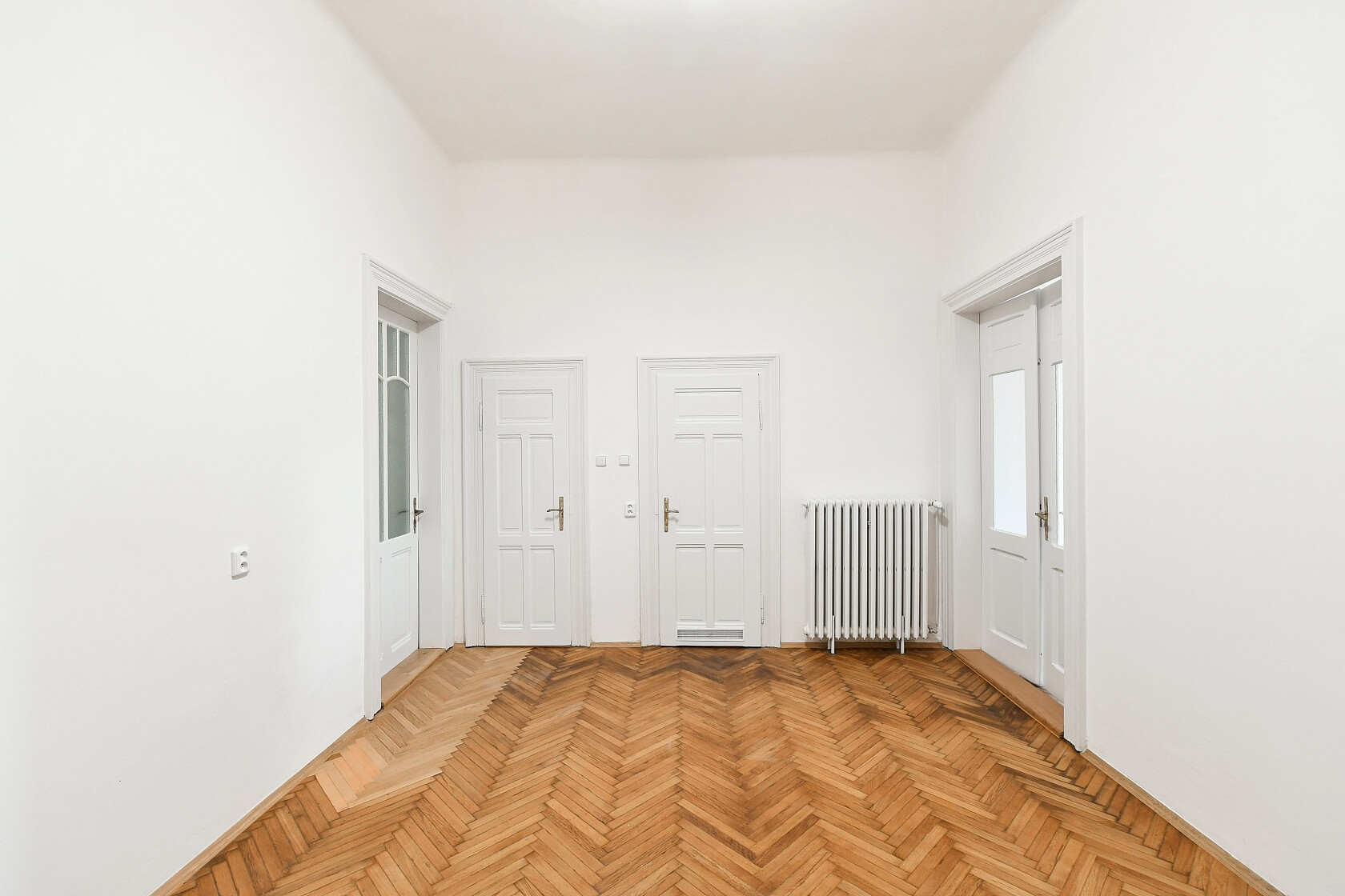 U Havlíčkových sadů, Vinohrady - Prague 2 | Rent, Apartment Two-bedroom (3+1), 98 m²