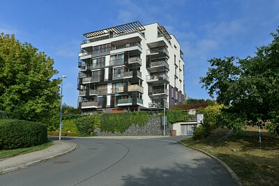 Nad Smetankou, Hrdlořezy - Prague 9 | Rent, Apartment Two-bedroom (3+kk), 94 m²