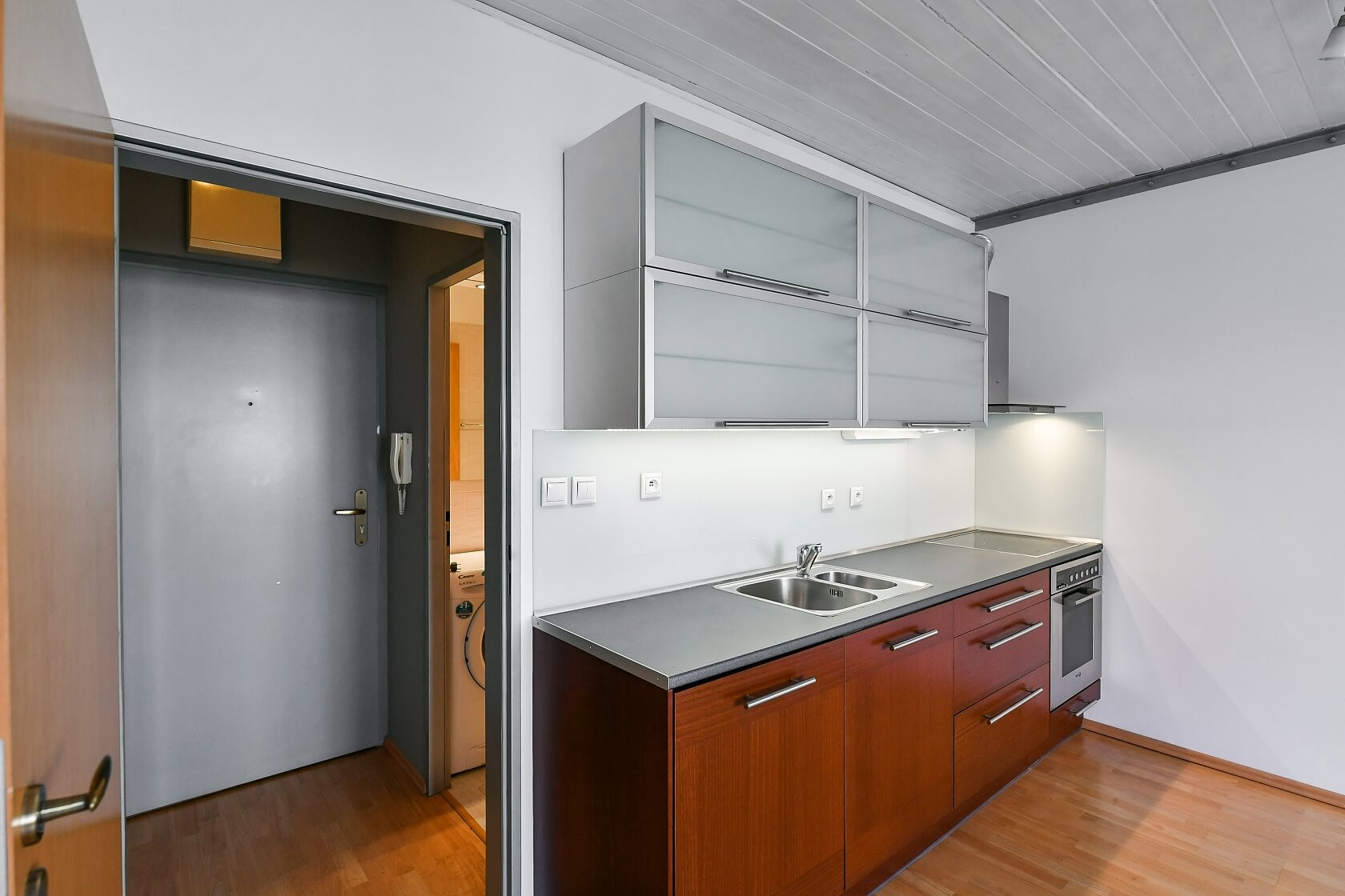Novákových, Libeň - Prague 8 | Sale, Apartment One-bedroom (2+kk), 57 m²