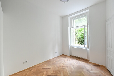 U Havlíčkových sadů, Vinohrady - Prague 2 | Rent, Apartment One-bedroom (2+kk), 48 m²