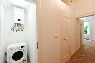 U Havlíčkových sadů, Vinohrady - Praha 2 | Pronájem, Byt 2+kk, 48 m²