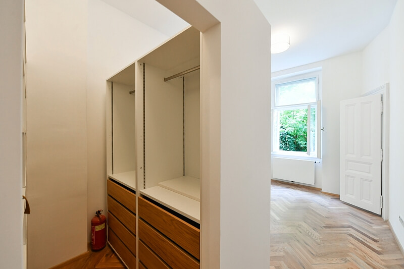 U Havlíčkových sadů, Vinohrady - Praha 2 | Pronájem, Byt 2+kk, 48 m²