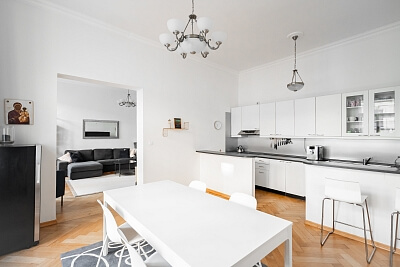 Mělnická, Malá Strana - Prague 5 | Sale, Apartment Two-bedroom (3+1), 90 m²