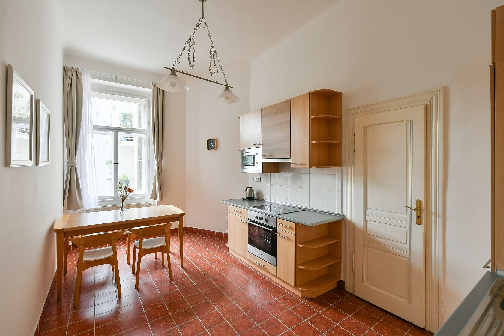 Krkonošská, Vinohrady - Prague 2 | Rent, Apartment Two-bedroom (3+1), 97 m²