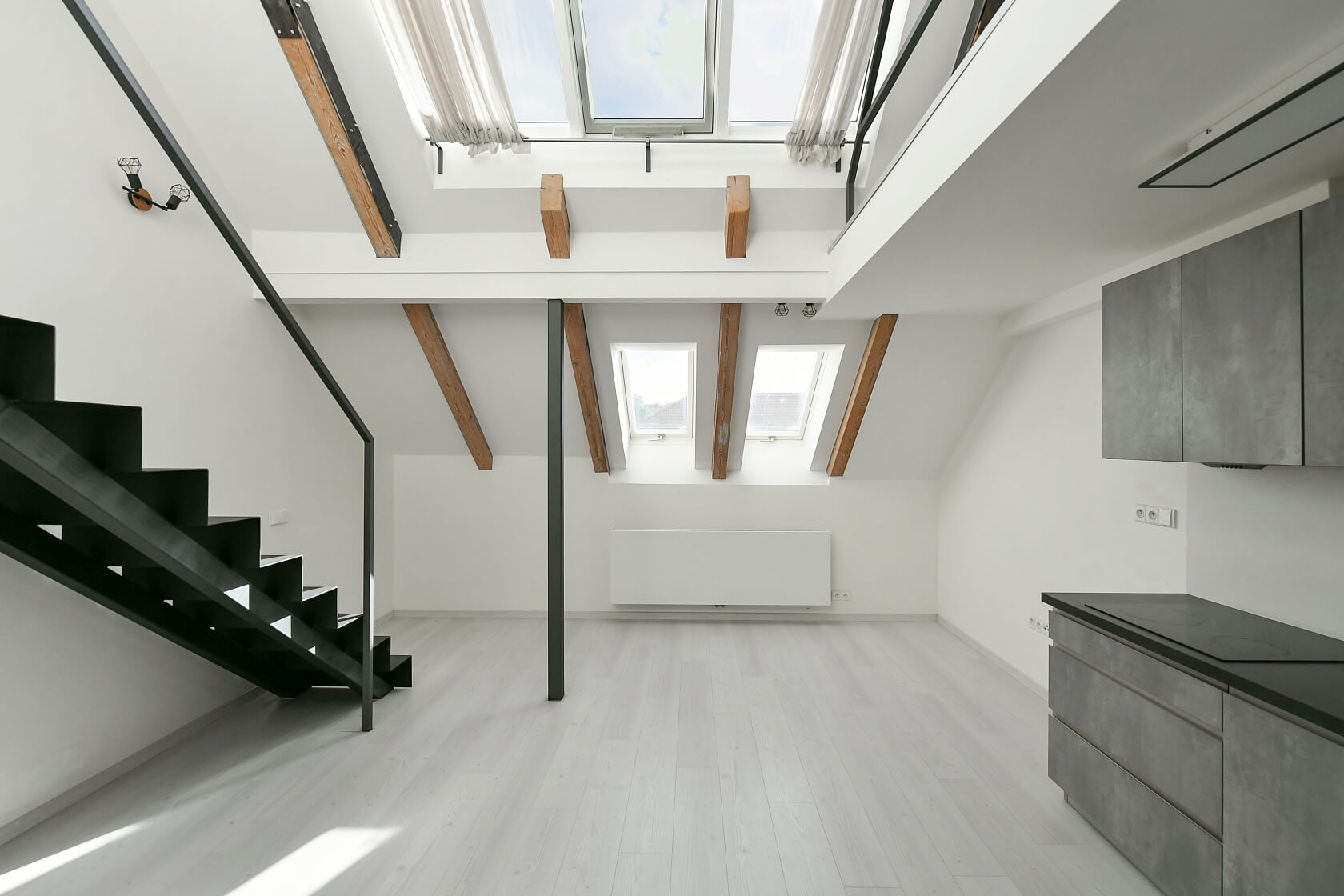 Buzulucká, Dejvice - Praha 6 | Pronájem, Byt 2+kk, 61 m²