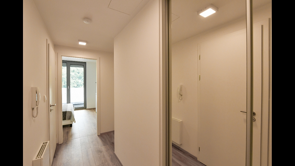 Hlaváčkova, Košíře - Praha 5 | Pronájem, Byt 2+kk, 67 m²