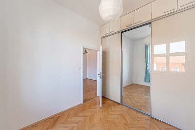 Pod Lázní, Nusle - Prague 4 | Sale, Apartment One-bedroom (2+kk), 47 m²