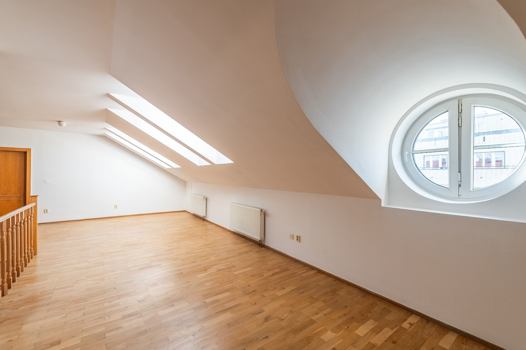 Francouzská, Vinohrady - Prague 2 | Rent, Apartment Three-bedroom (4+kk), 151 m²