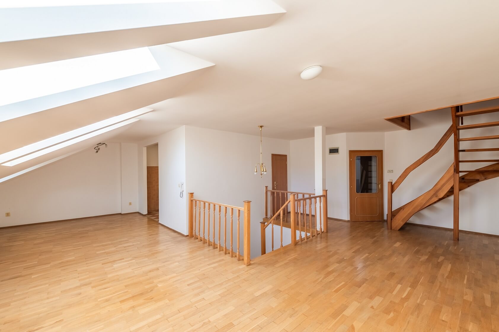 Francouzská, Vinohrady - Prague 2 | Rent, Apartment Three-bedroom (4+kk), 151 m²