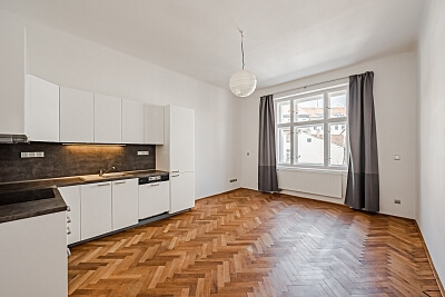 Rybalkova, Vinohrady - Prague 2 | Rent, Apartment Two-bedroom (3+kk), 71 m²