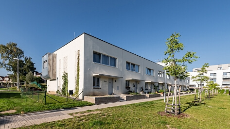 U Spojů, Ďáblice - Praha 8 | Pronájem, Rodinný dům 4+kk, 128 m²