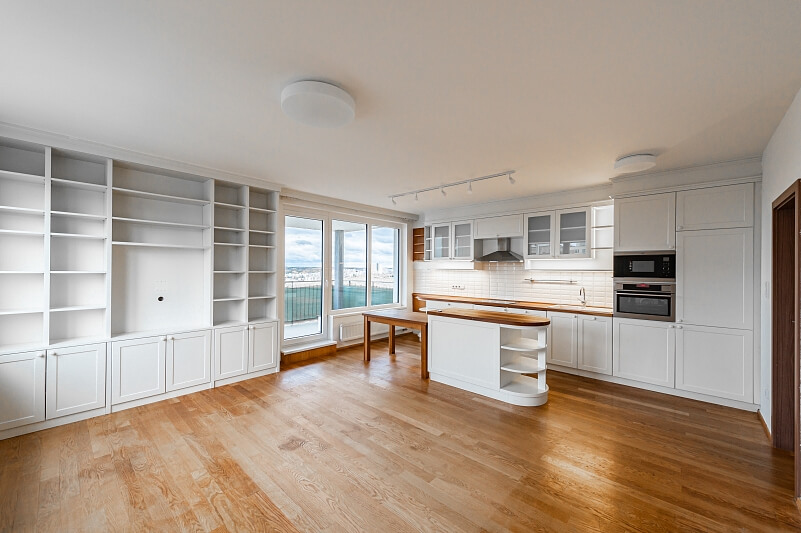 Padovská, Horní Měcholupy - Praha 10 | Pronájem, Byt 4+kk, 101 m²