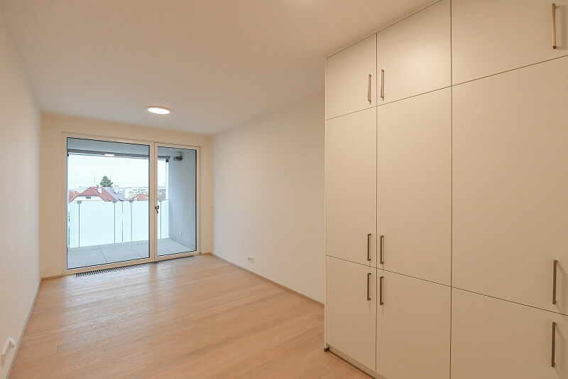 Hodonínská, Michle - Prague 4 | Rent, Apartment One-bedroom (2+kk), 67 m²