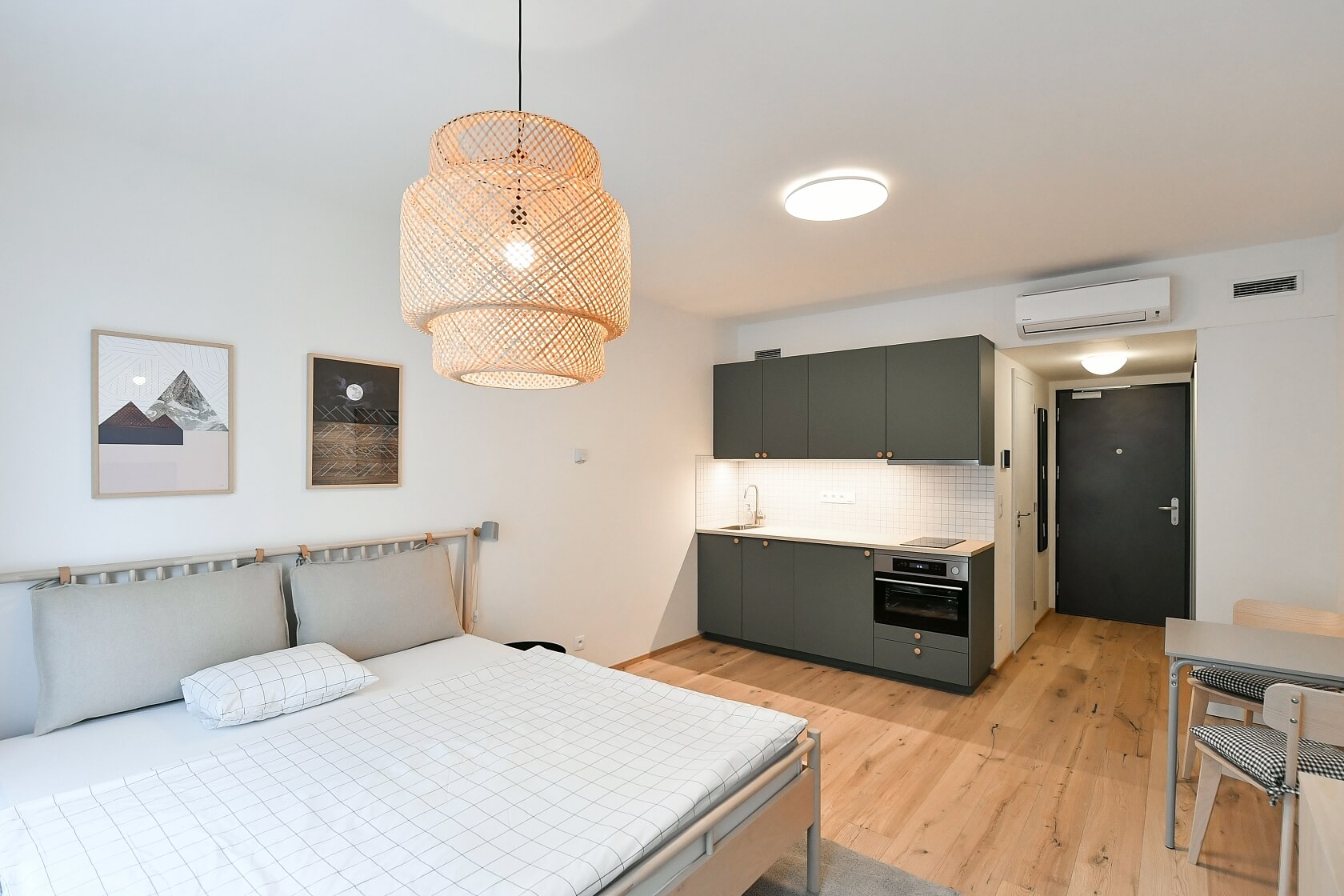 Sokolovská, Karlín - Praha 8 | Pronájem, Byt 1+kk, 28 m²