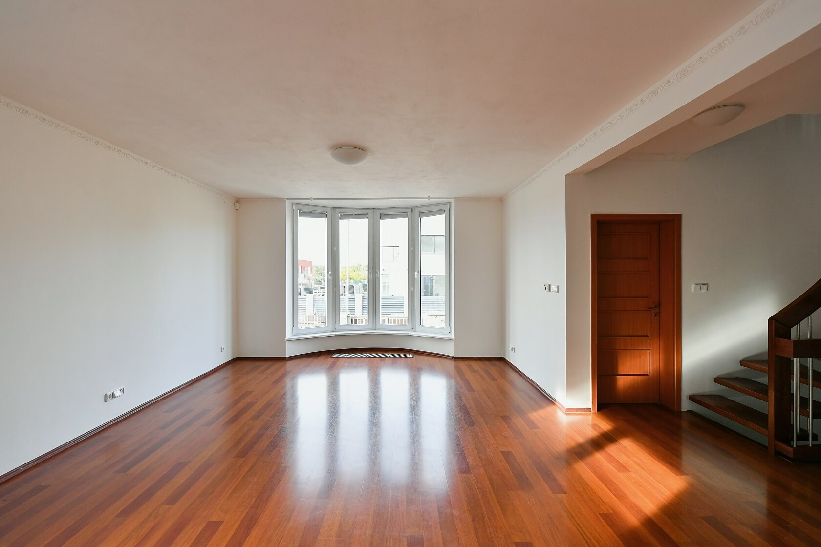 Habrová, Horoměřice - Praha-západ | Pronájem, Rodinný dům 5+1, 286 m²