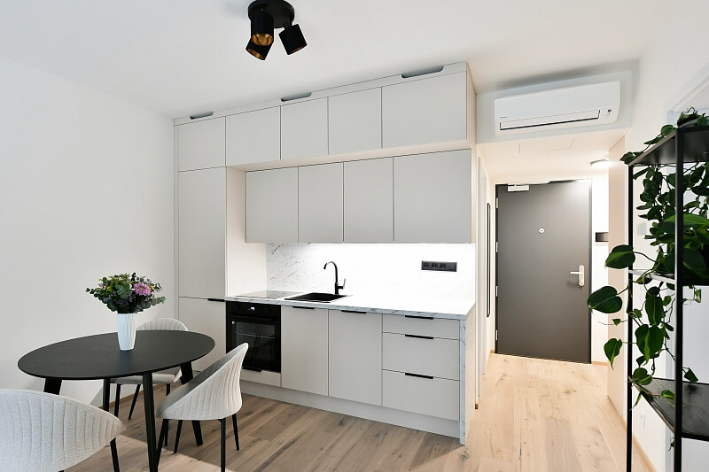 Sokolovská, Karlín - Praha 8 | Pronájem, Byt 2+kk, 49 m²