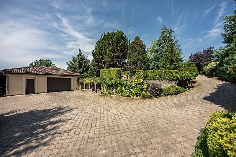 Osmidomí, Sulice - Praha-východ | Rent, House Five-bedroom (6+1), 269 m²