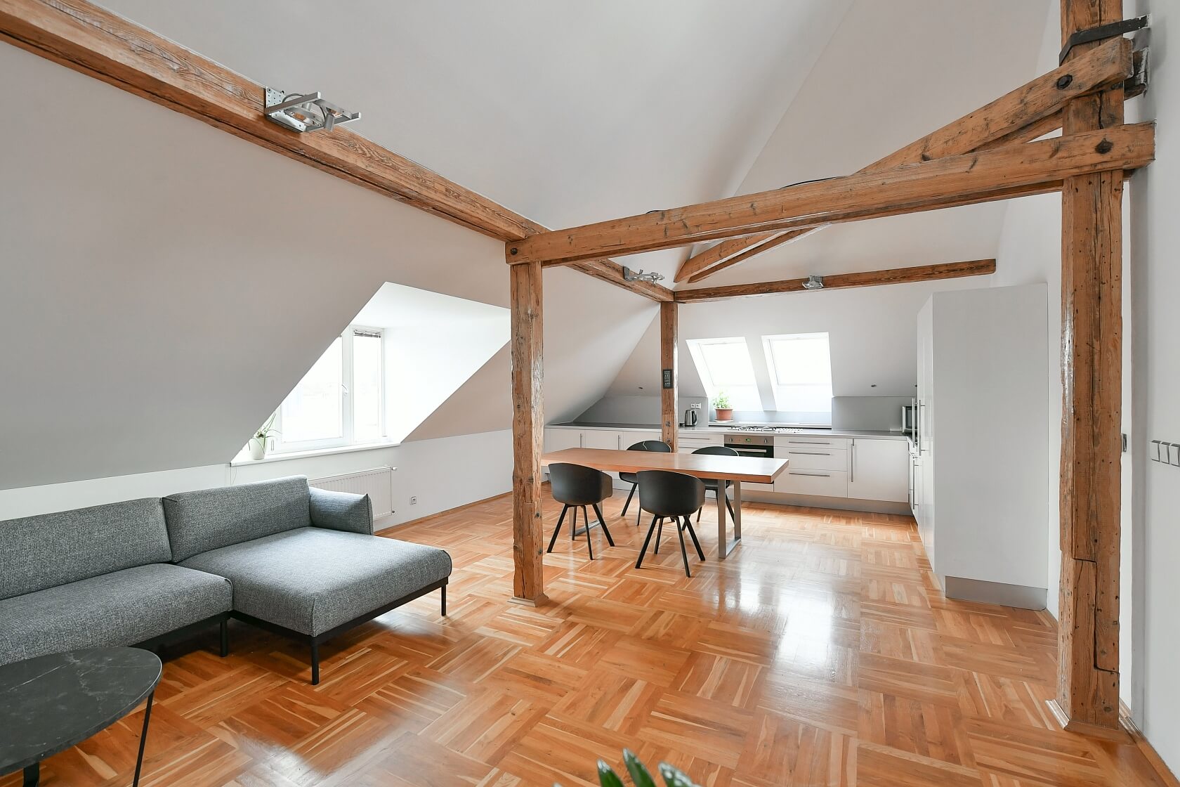 Karla Engliše, Smíchov - Prague 5 | Rent, Apartment Two-bedroom (3+kk), 145 m²
