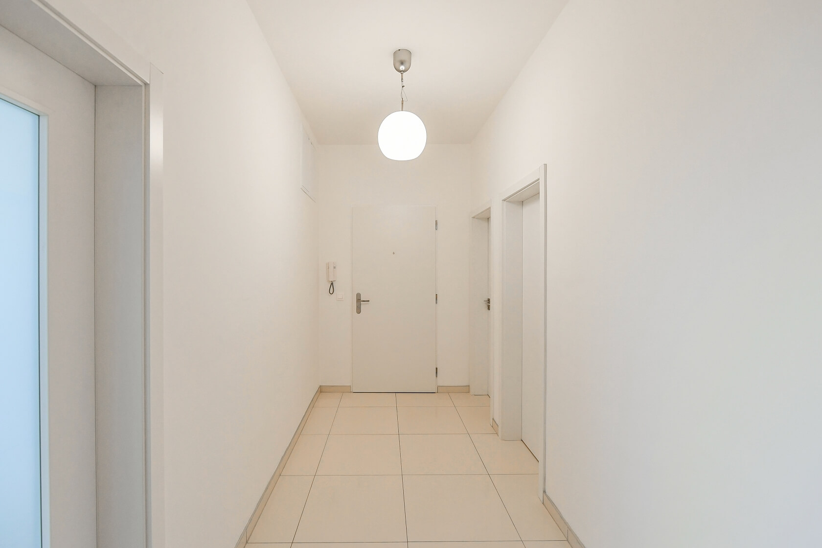Žižkovo náměstí, Žižkov - Prague 3 | Rent, Apartment One-bedroom (2+kk), 61 m²
