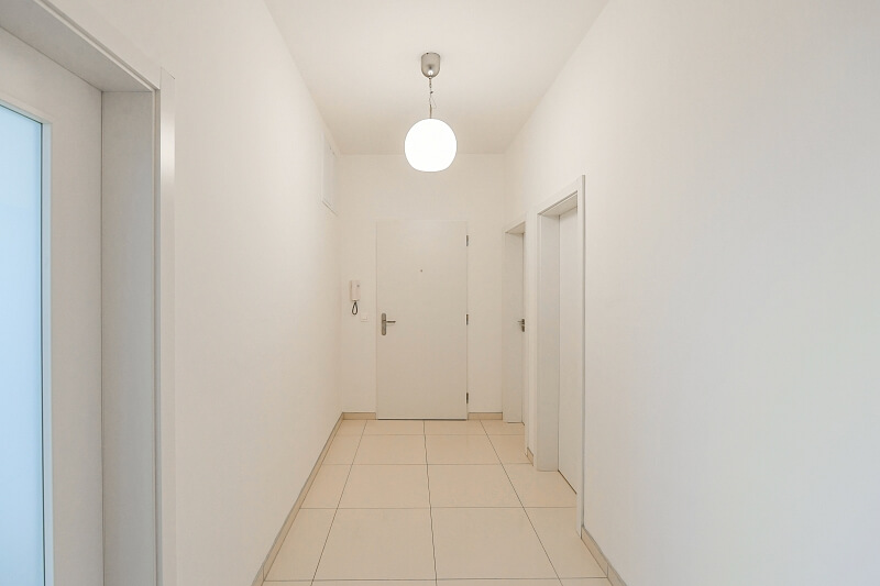 Žižkovo náměstí, Žižkov - Prague 3 | Rent, Apartment One-bedroom (2+kk), 61 m²