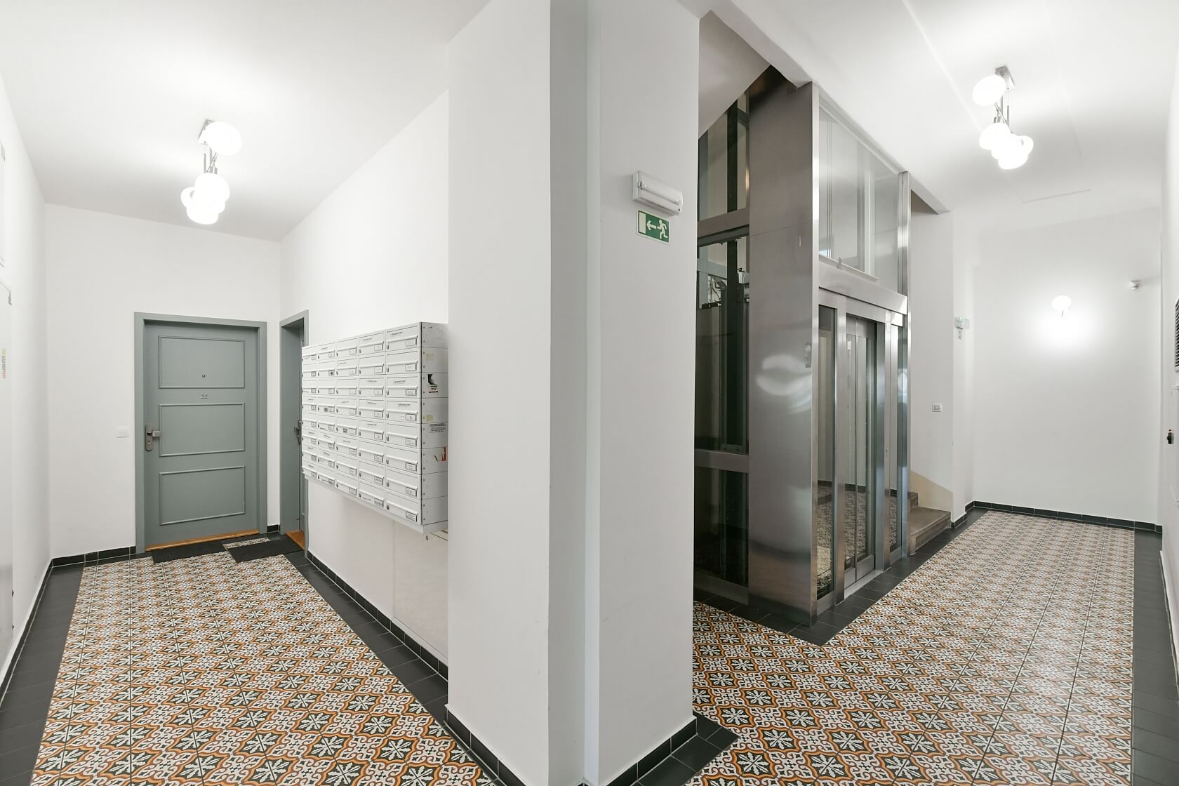 Žižkovo náměstí, Žižkov - Prague 3 | Rent, Apartment One-bedroom (2+kk), 61 m²