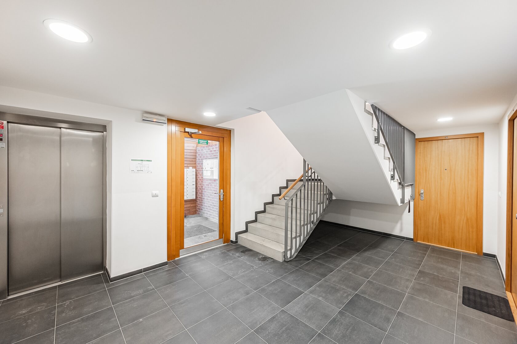 Beníškové, Košíře - Praha 5 | Prodej, Byt 2+kk, 56 m²