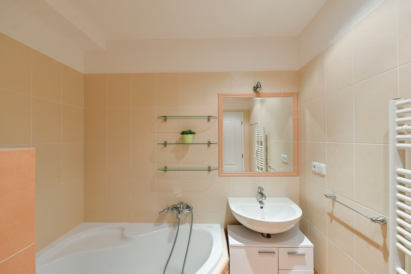 Přípotoční, Vršovice - Prague 10 | Rent, Apartment One-bedroom (2+kk), 53 m²